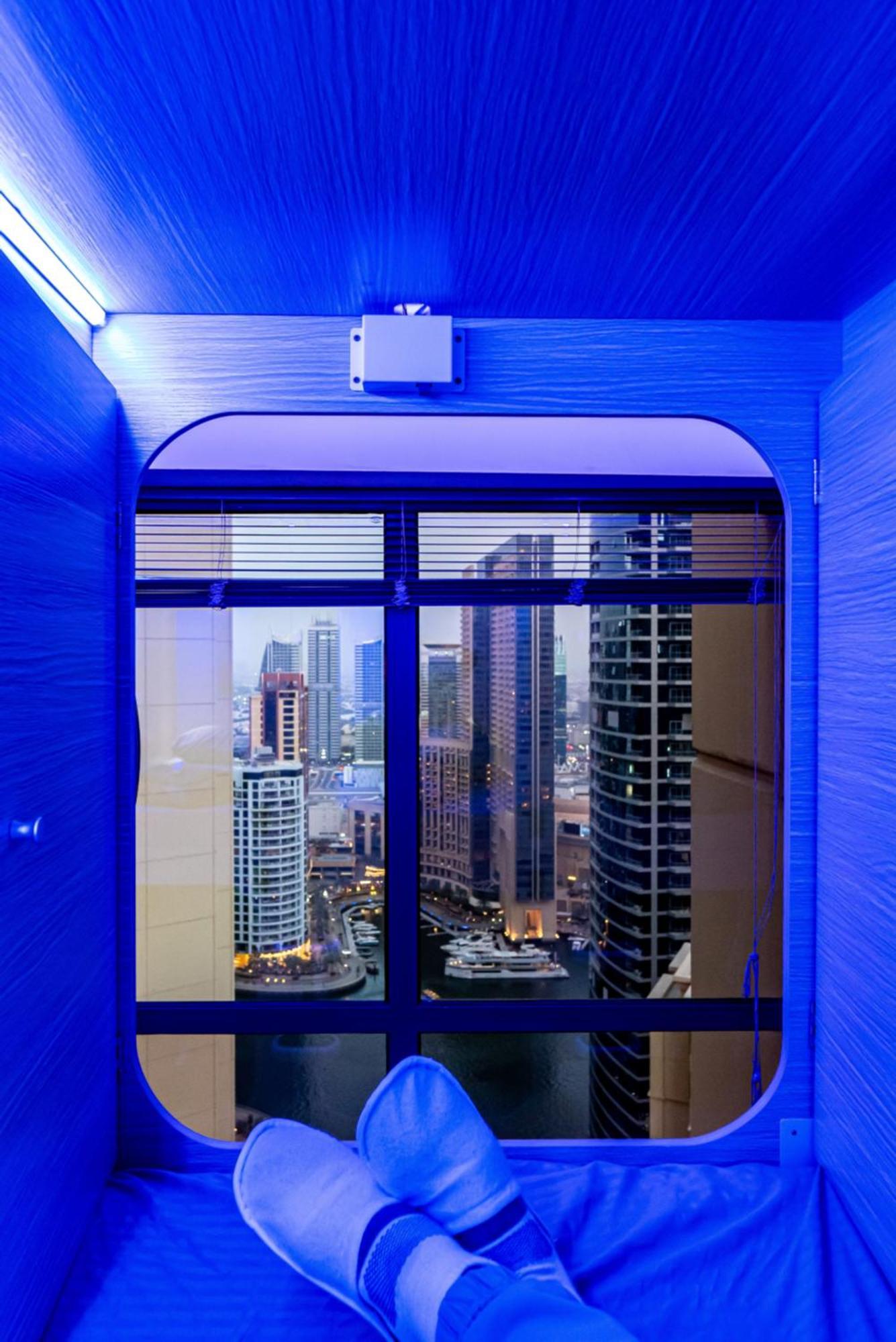ホテル Berloga Capsule Jbr ドバイ エクステリア 写真